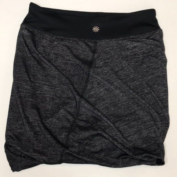 ATHLETA Twist  It Bubble Hem  Mini Skirt Black & Gray Sz XS - Picture 3 of 8